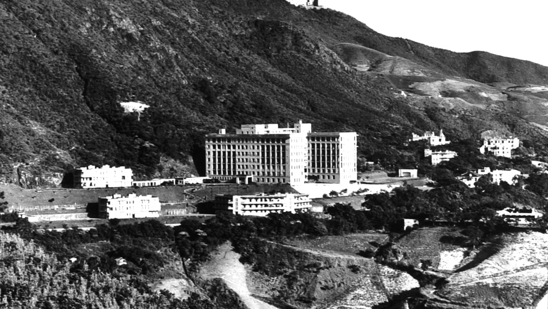 Queen Mary Hospital opens
